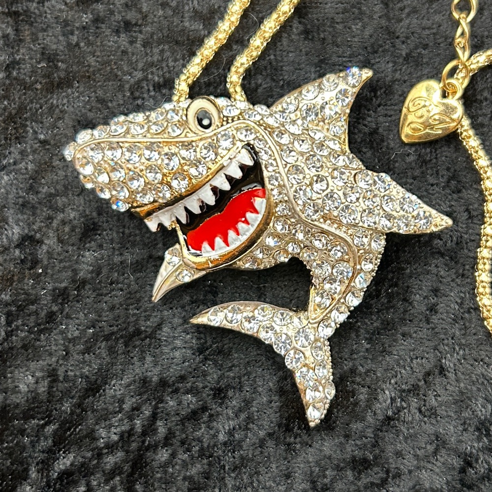 Betsey Johnson White Shark Brooch/Pendant Necklace